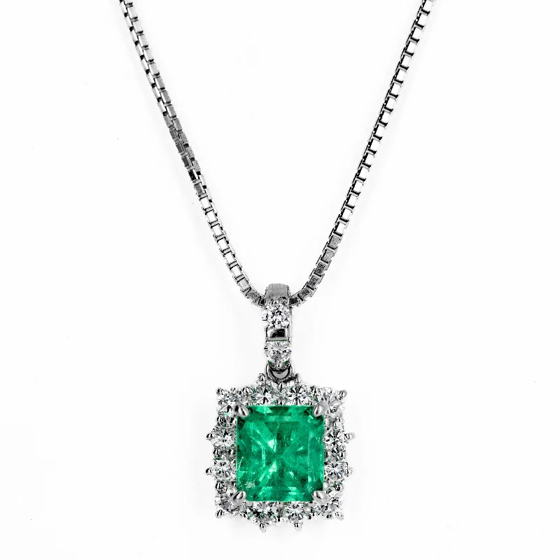 1.55 Carat Natural Emerald Diamond Halo Pendant Necklace