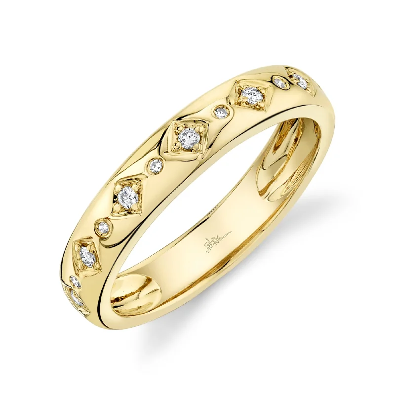 14K Yellow Gold 0.10 Carat Diamond Band