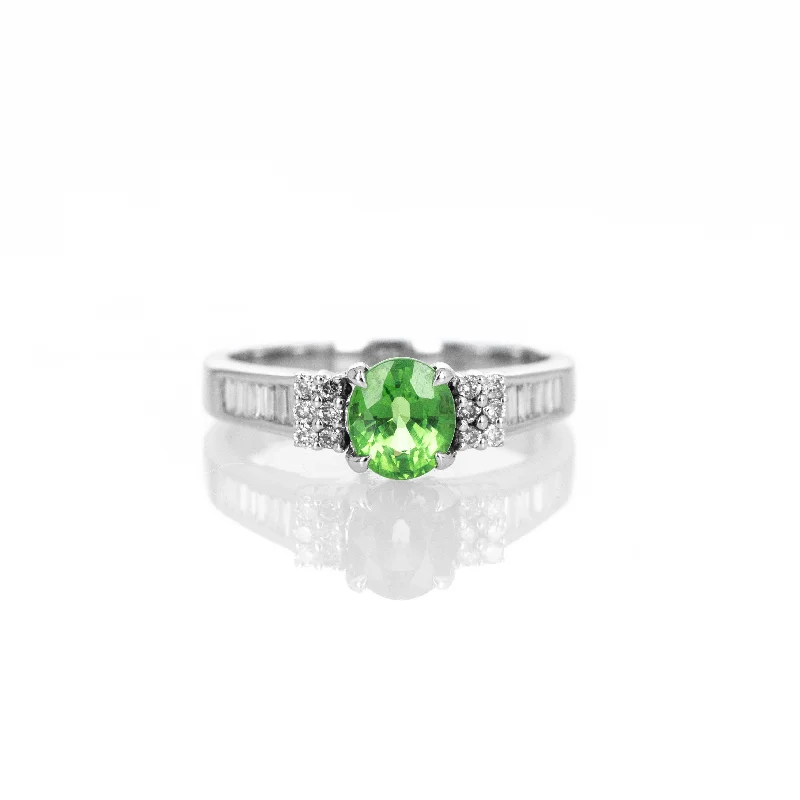 18K White Gold 1.32 Carat Oval Tsavorite Garnet Diamond Ring