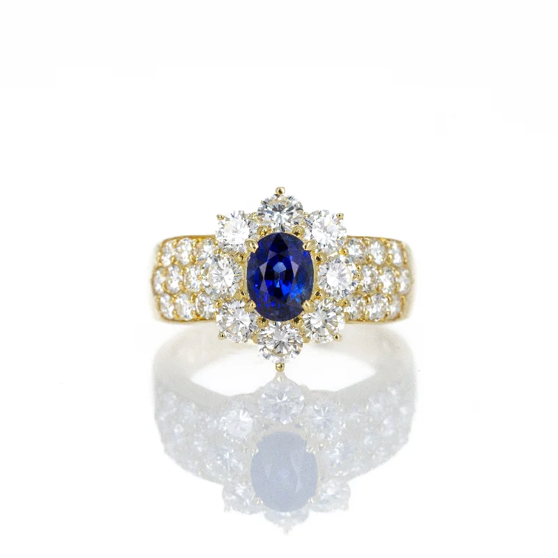 18K Yellow Gold 1.13 Carat Oval Sapphire Diamond Halo Ring