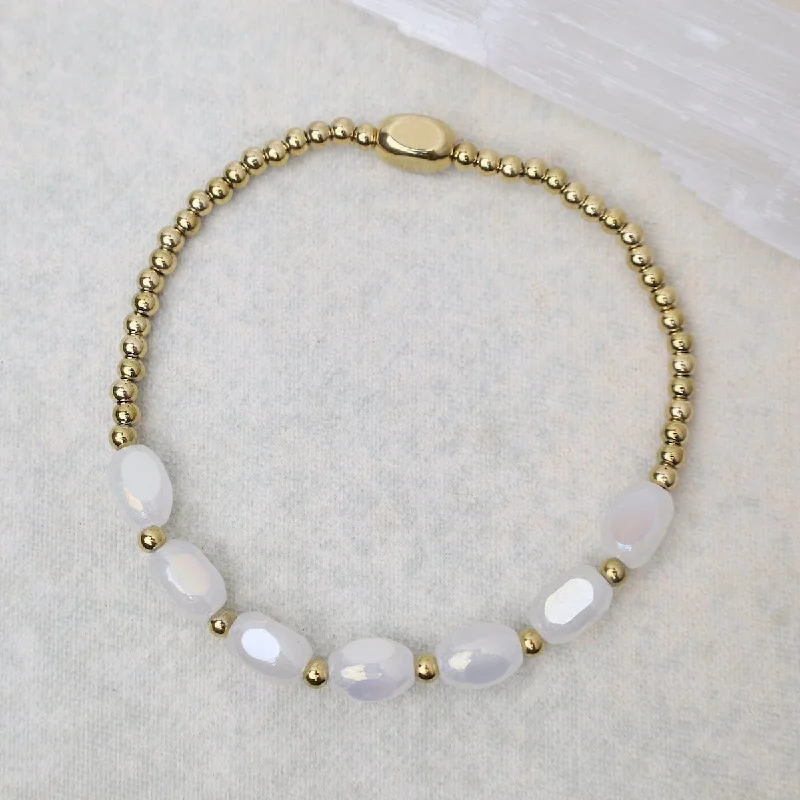 Meet Me Half Way Pop Of Color Bracelet in White Cap & Gold