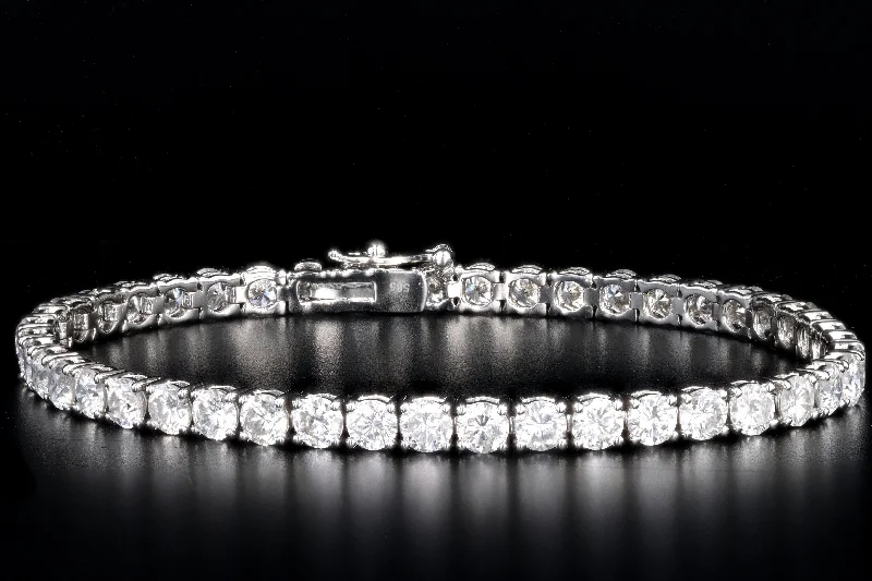 New 14K White Gold 9.53 Carat Total Weight Diamond Tennis Bracelet