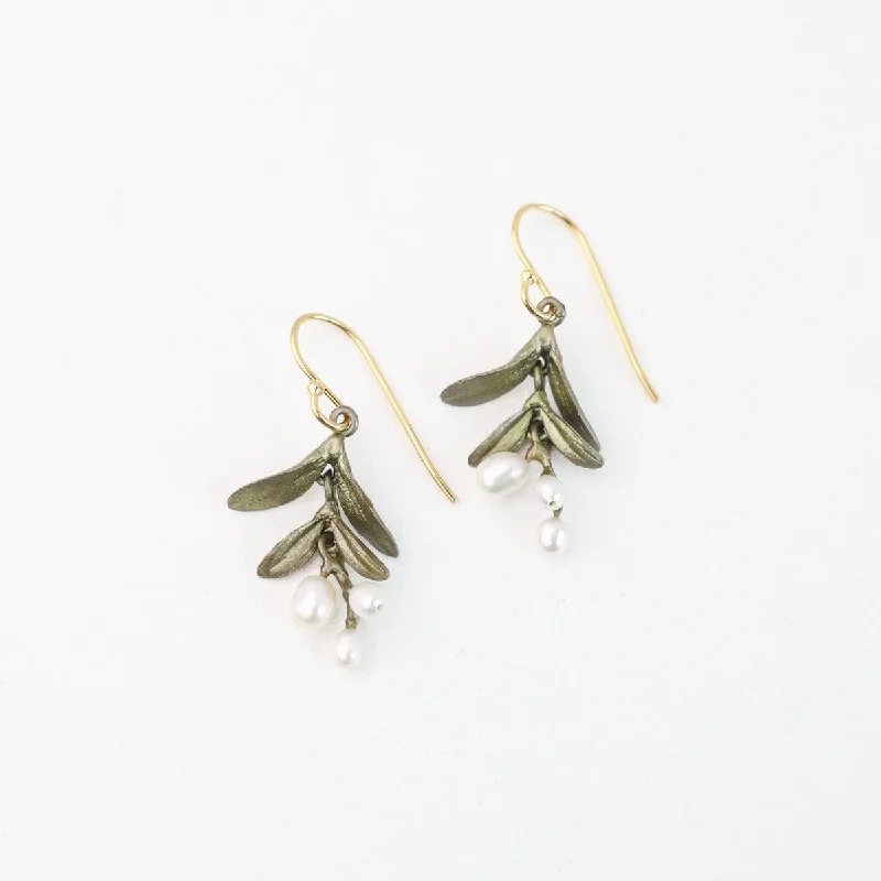 Garden Vine Dainty Earring