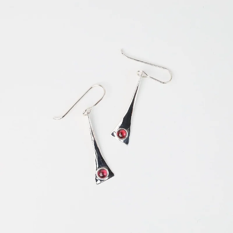 Elongated Triangle Earring with Garnet Cabochon